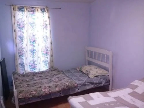 Port Hope Mini home