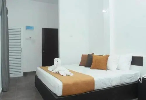 New Kings Gate Airport Transit Hotel