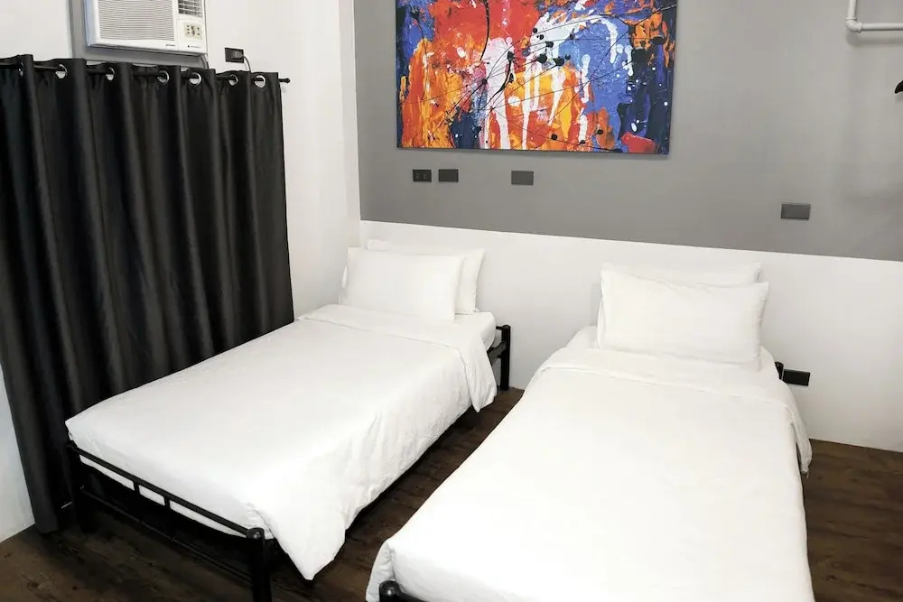 mySTAY Hotel BGC West