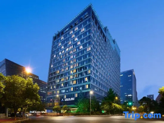 Three Gorges Serviced Apartments