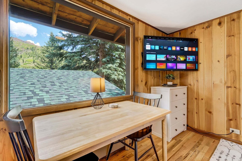 4925 Pike Unit 3