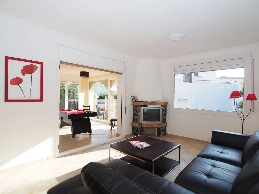 Holiday Home Montgri by Interhome