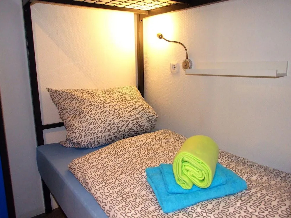 The Penny Pincher Inn - Hostel