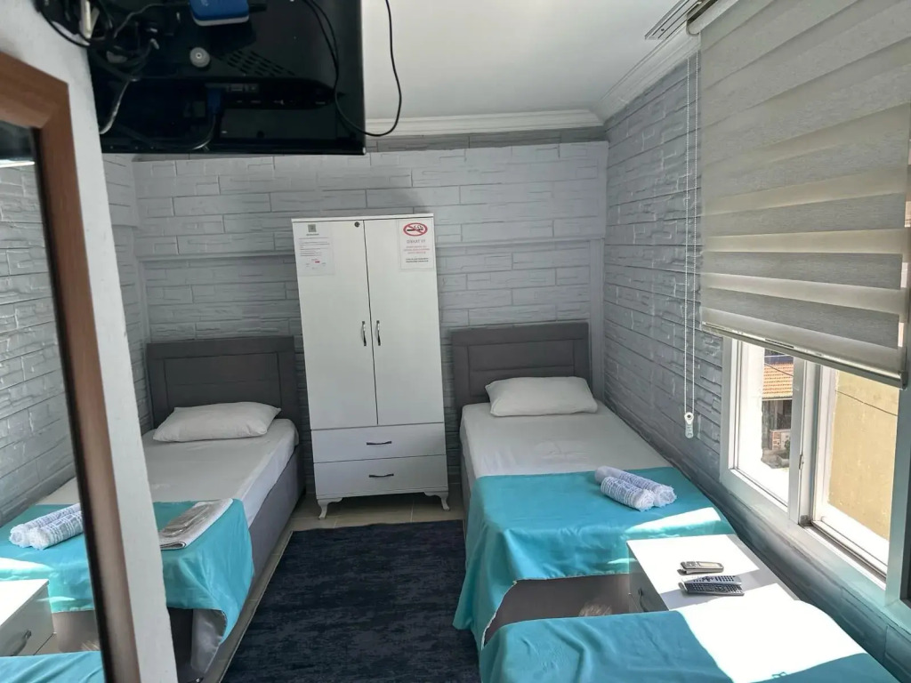 Hotel Tamam Mıyız