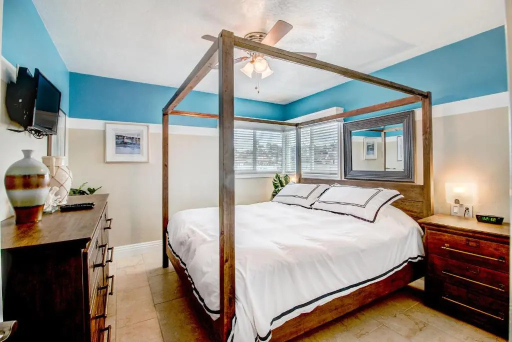 The Inn at Sunset Cliffs