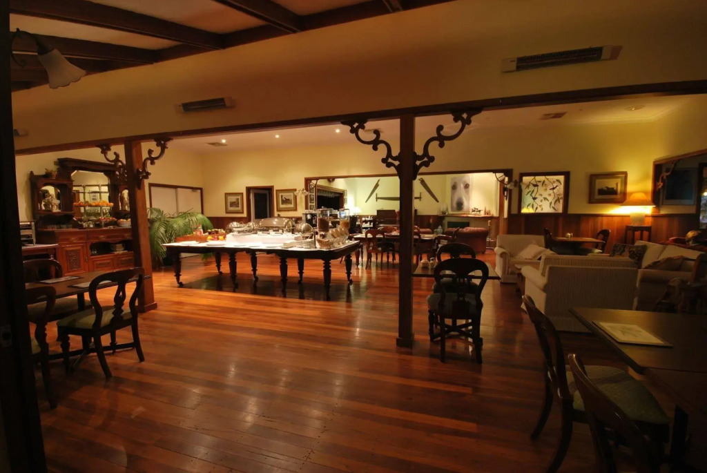 Forest Lodge Resort
