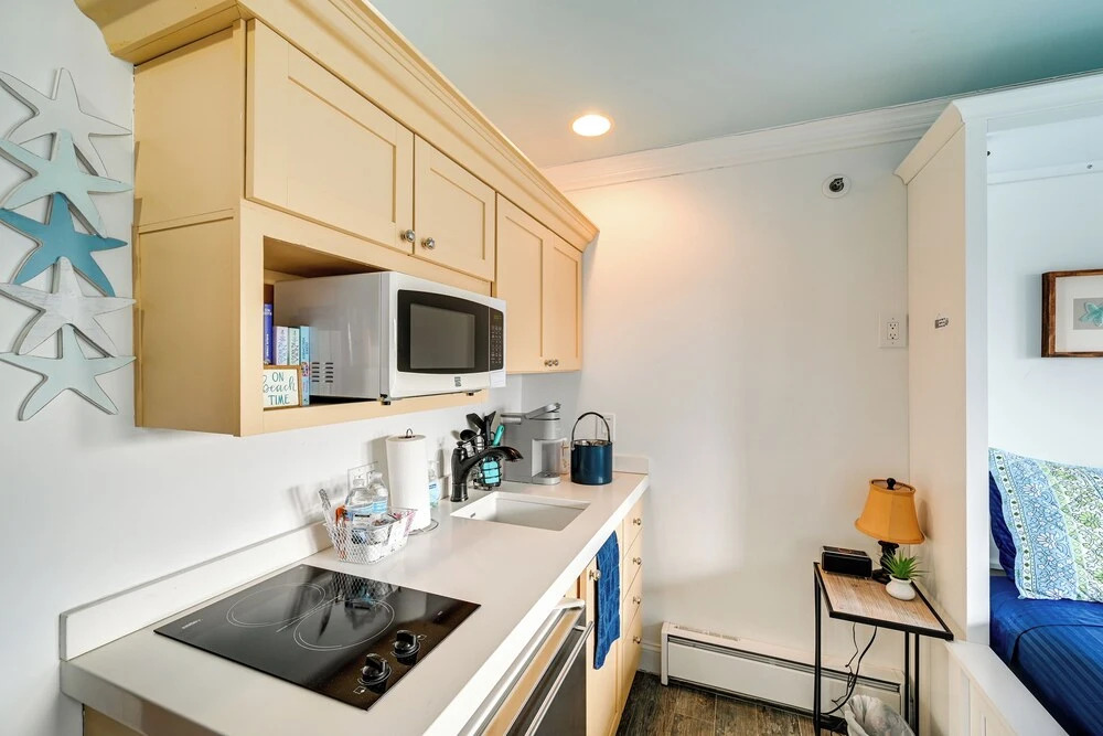 Prime Walkable Location! 2-unit Ocean City Getaway