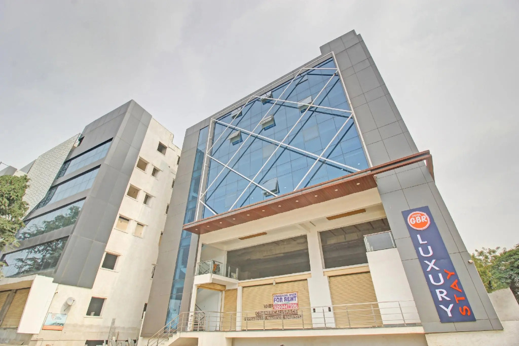 Hanuma Residencies by Oyo Rooms