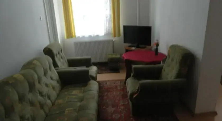 Pałacyk Srebrna Fala