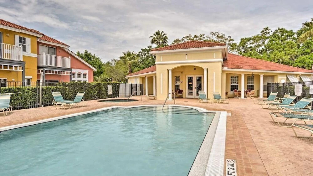 Thomas' Lake Berkley Resort Townhome