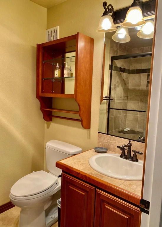 Waters Edge 101 Ocean Front