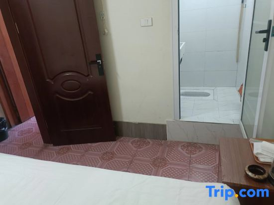 Hanhong Inn (Wuhan Hannan Bus Station)