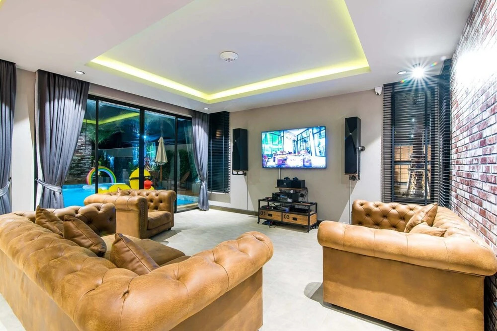 Rest House Hua Hin Pool Villa