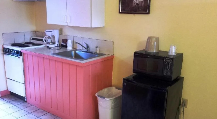 Fawlty Towers Motel