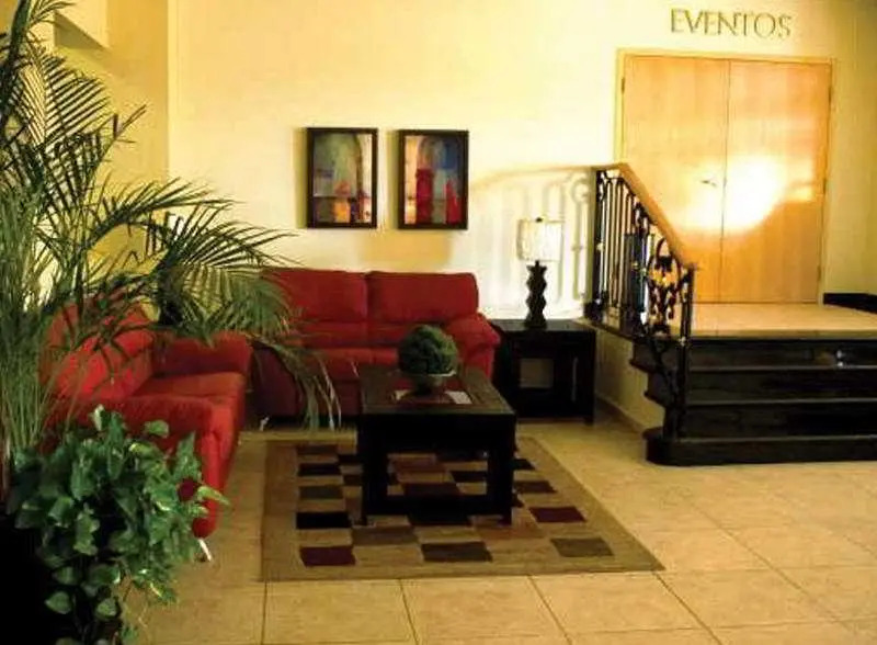 Hotel Plaza las Quintas