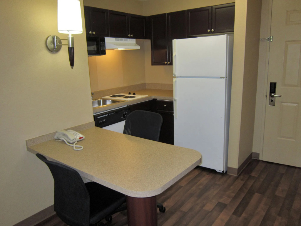 Sonesta Simply Suites Stafford