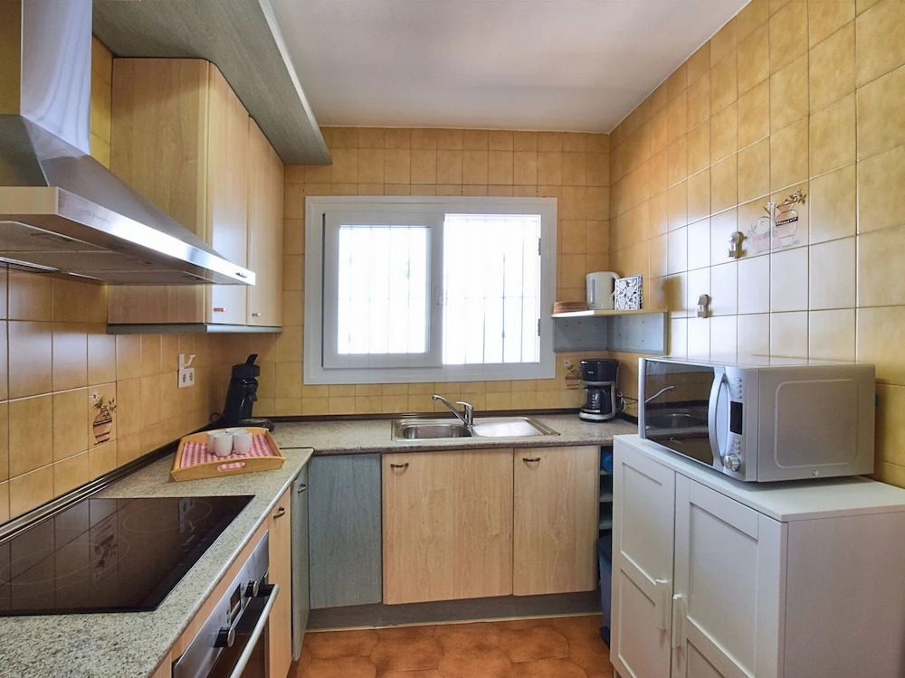 Homely holiday home in Benalmádena with private swimming pool
