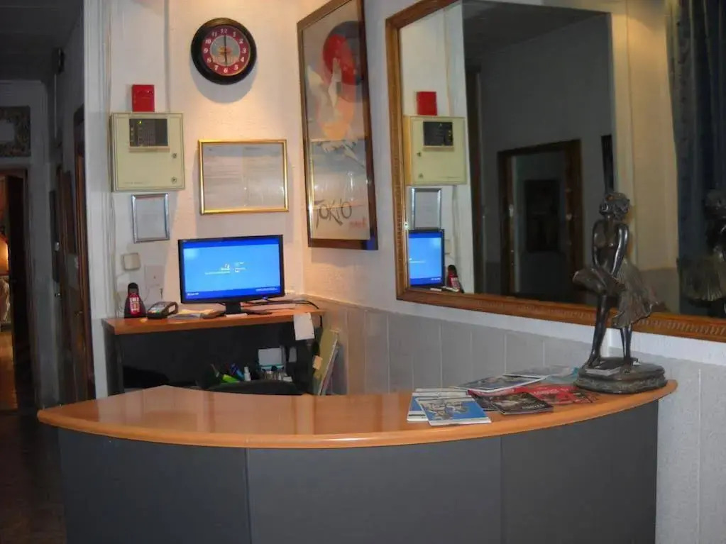 Hostal Aribau
