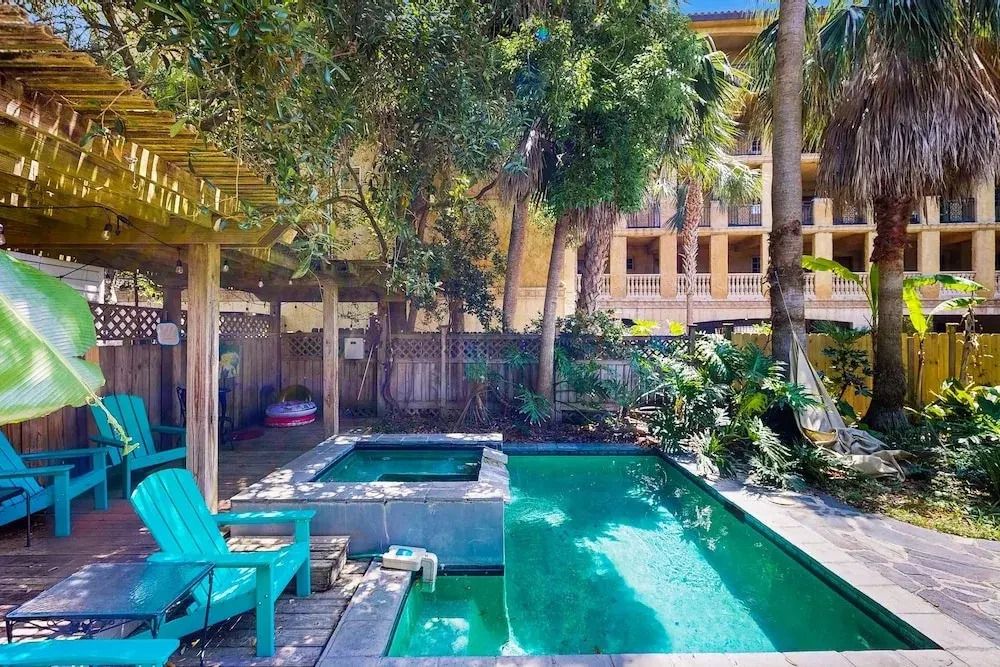 Dog-friendly Cottage by the Beach With Private Pool, Pool Spa, & Free Wifi