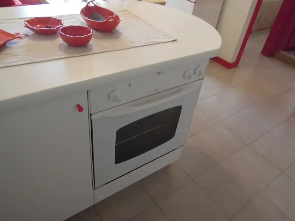Modern Flat for 6 Guests With Swimming Pool