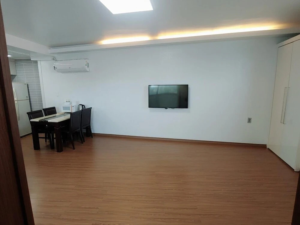Jeju Kimjipsa Pension
