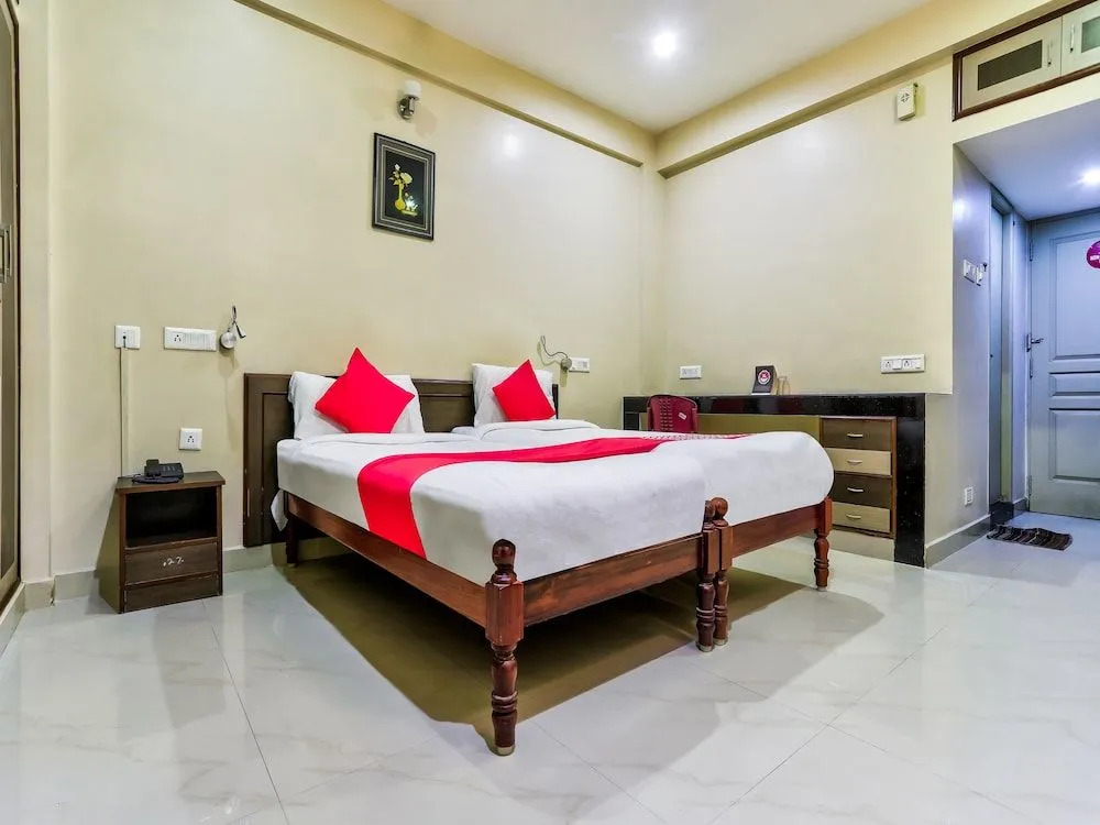 OYO Flagship 12665 Airport Chrompet