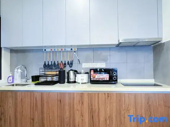 M Vertica KL City 4 Bedroom Fully Air-Con Suite