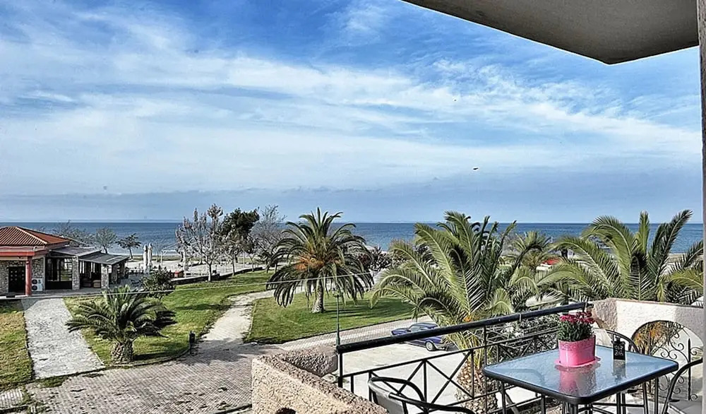 Visit Chalkidi and Enjoy the Wonderful Amenities Offered in This Apartment