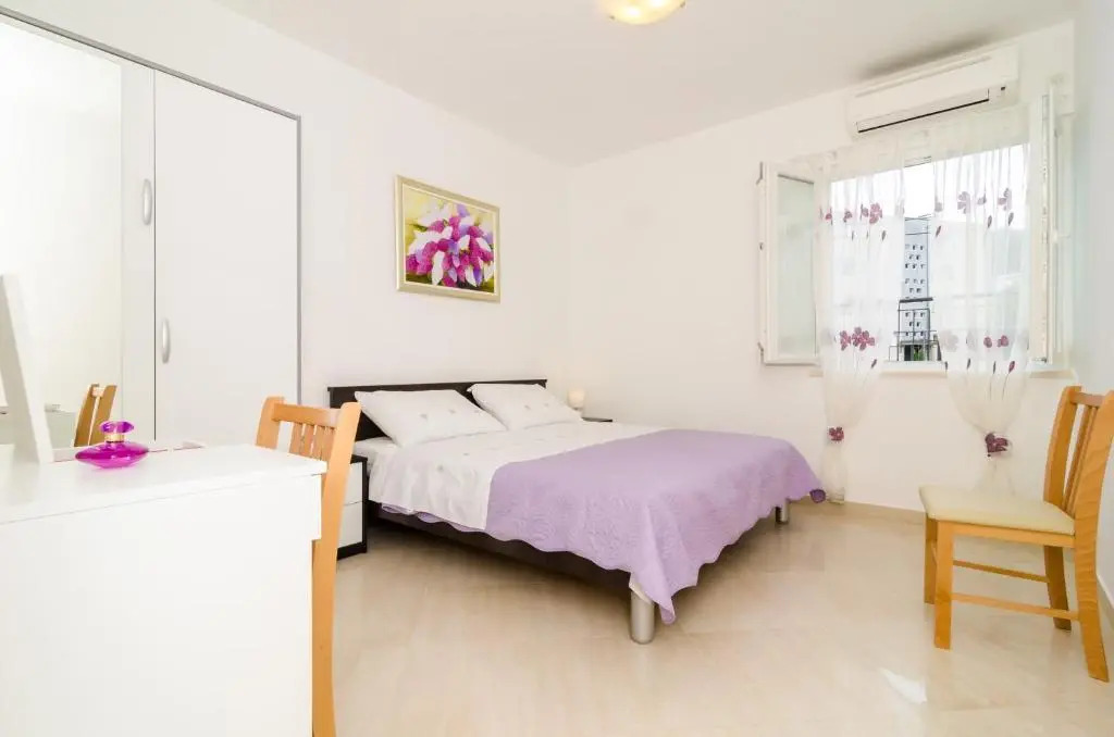 Apartments Eva