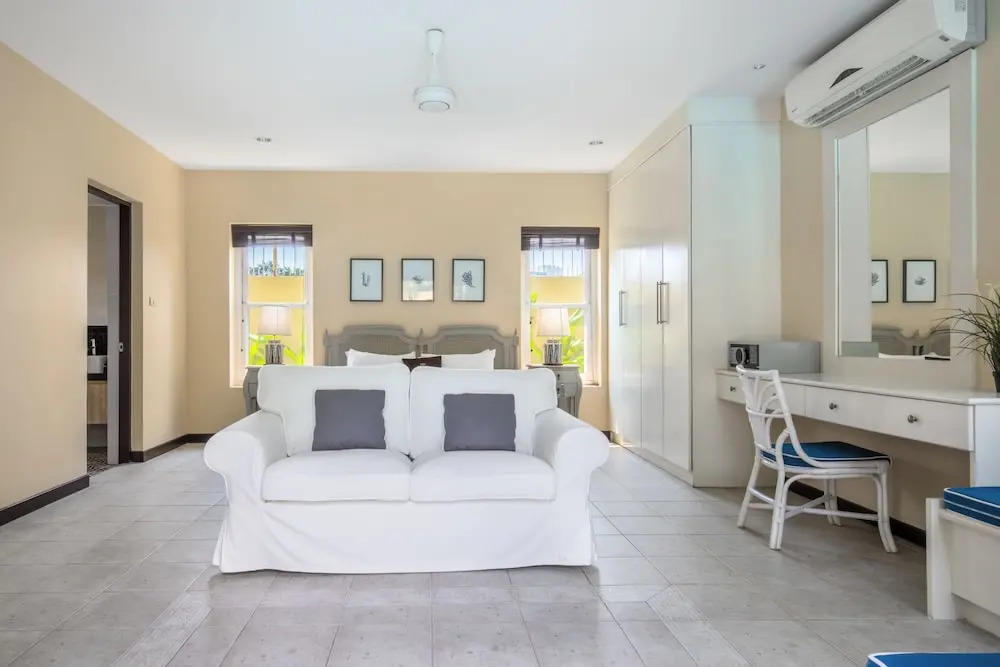 NEBULAND Luxury Pool Villa Pattaya Walking Street