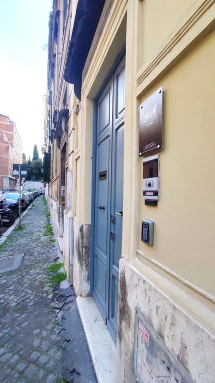 Tarshito Gallery House Roma