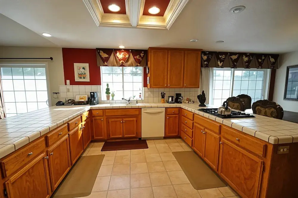 Yosemite Villa - Only 0,3 Miles from Lake Lodge Beach and Playground