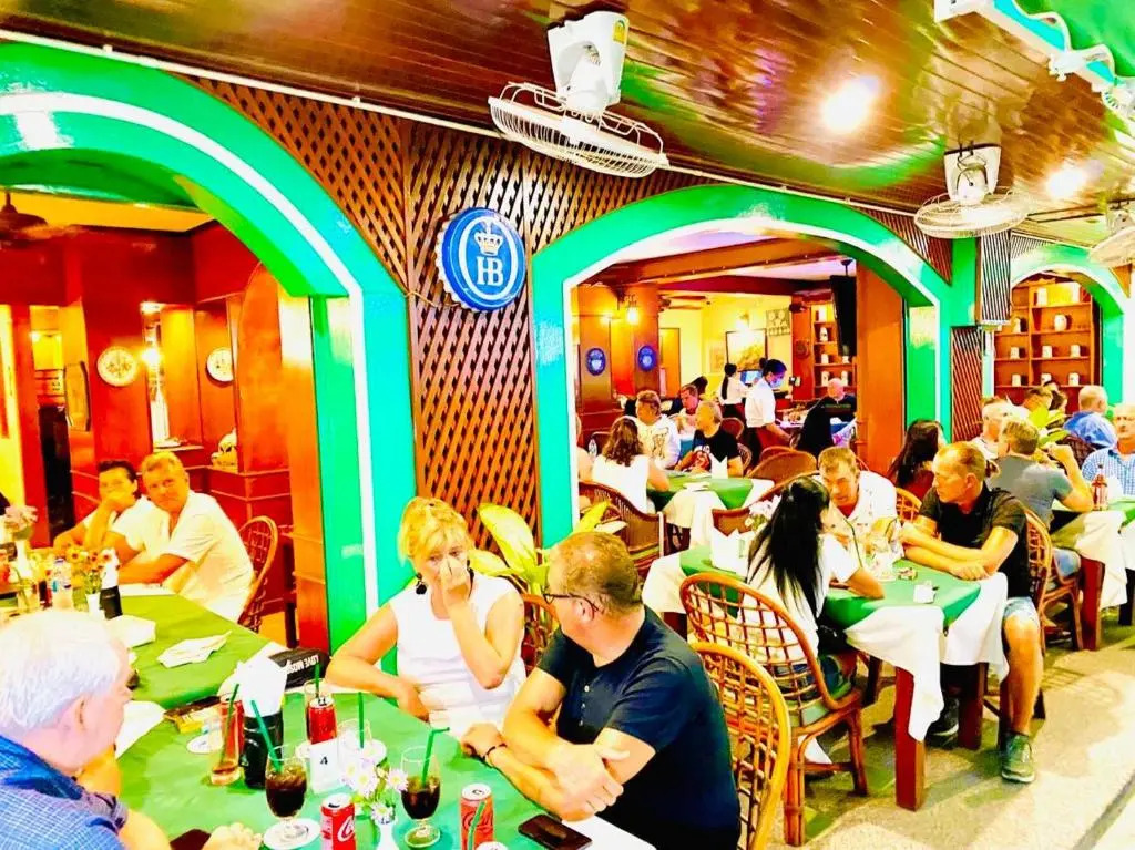 Grillhütte Patong