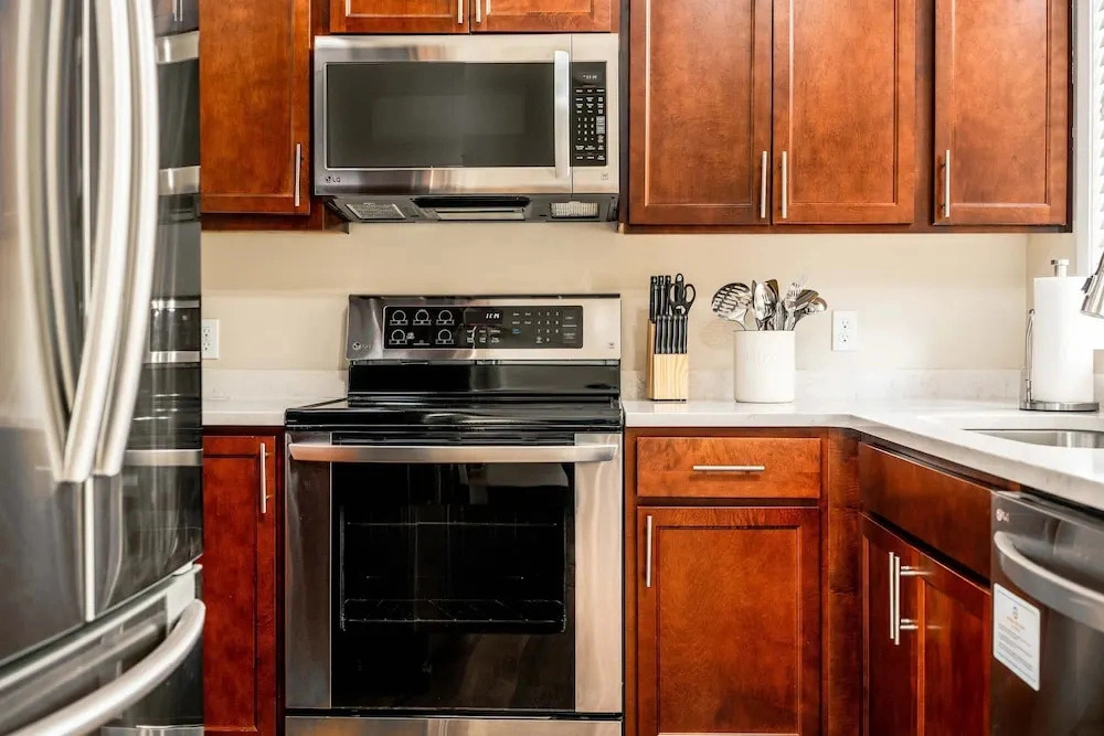 Lakeside Living at Abbey Springs - Pools & Beach