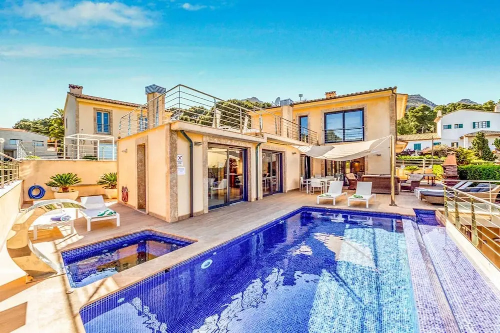 Villa - 4 Bedrooms with Pool, WiFi and Sea views - 108773