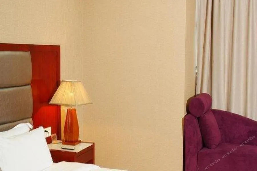 Grand Kingdom Hotel (Guangzhou Metro Huadu Square)