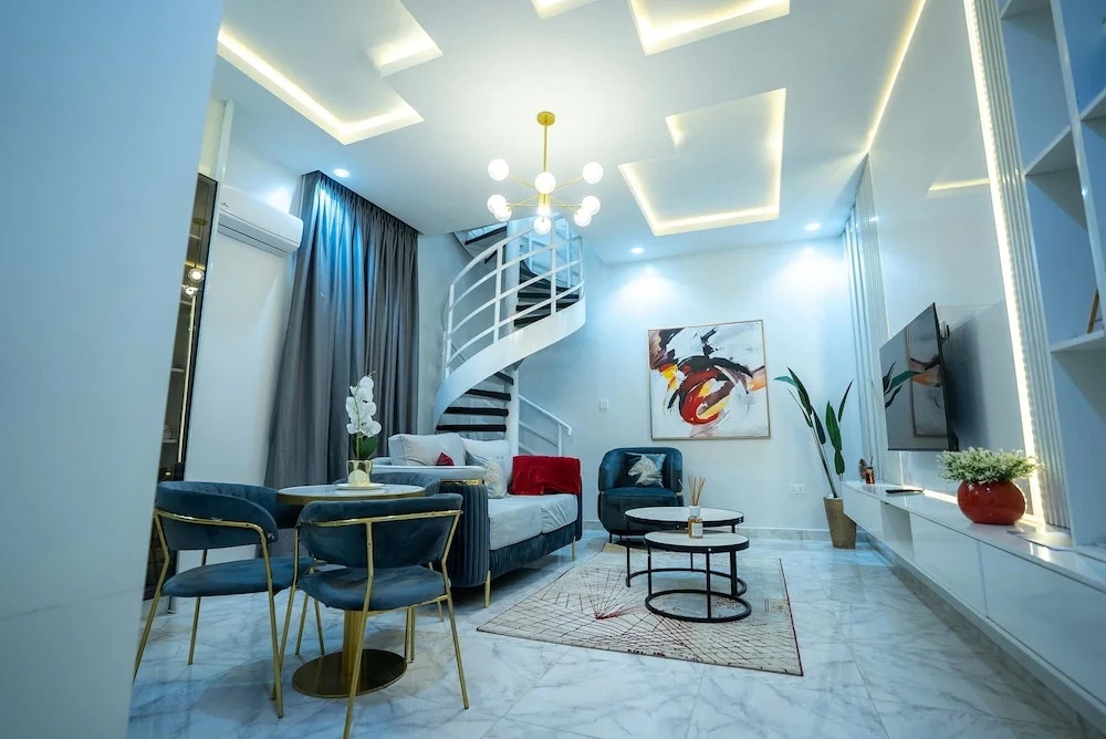 Kadal Apartments