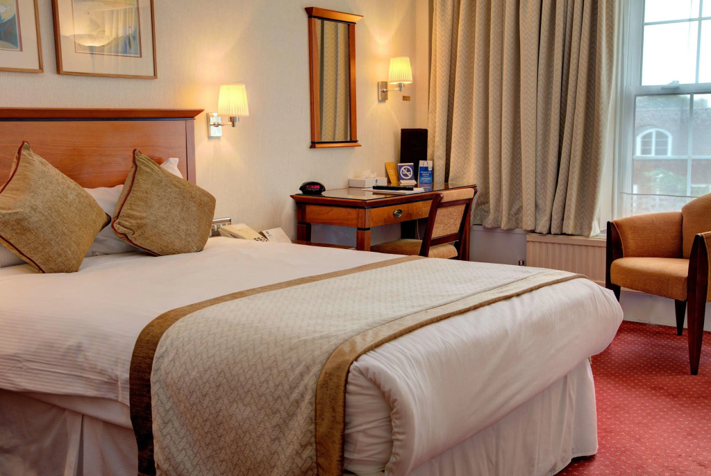 Best Western Homestead Court Hotel