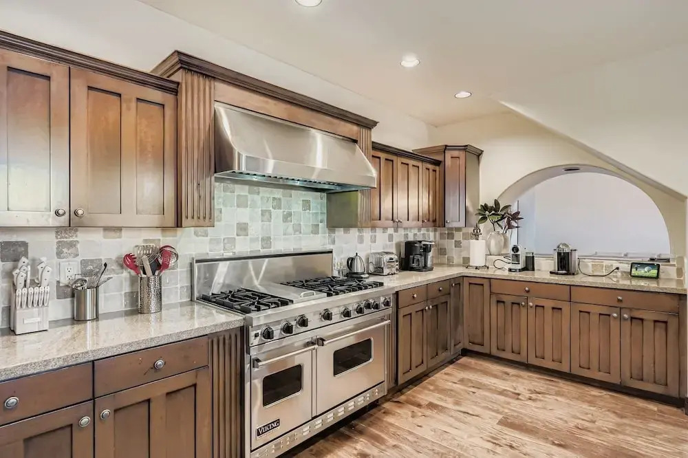 2744 The Cove! Modern Luxury Townhome With Hot Tub, Pool, And Shuttle To The Slopes! 4 Bedroom Home