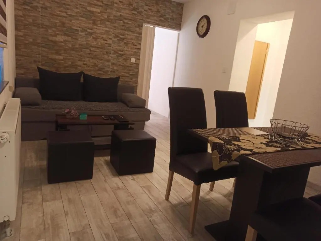 Studio Apartments Una