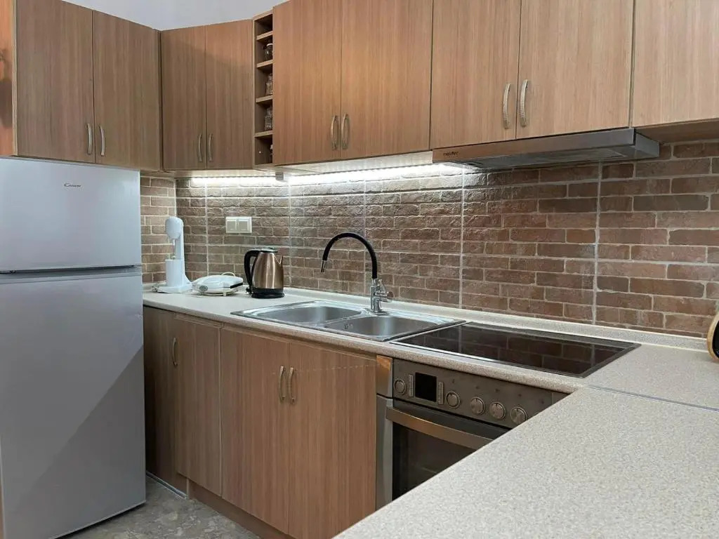 Maisonette 25m from the sea