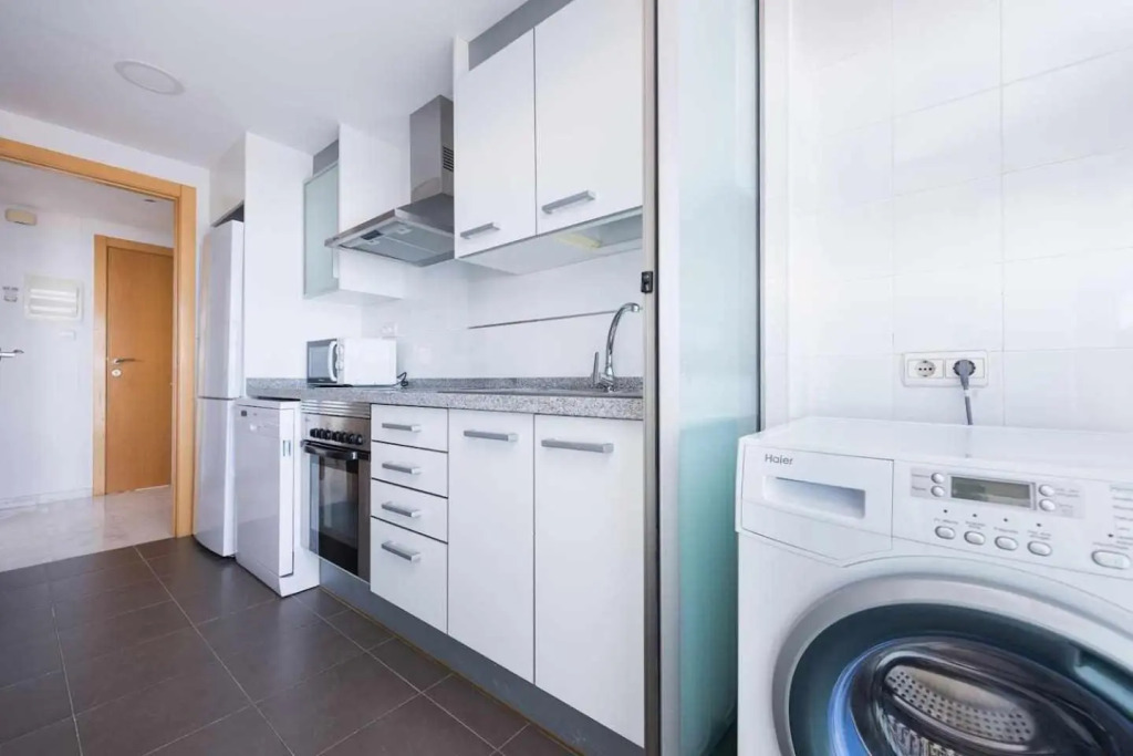 High rise apartment on the 39th floor with private terrace and sea views