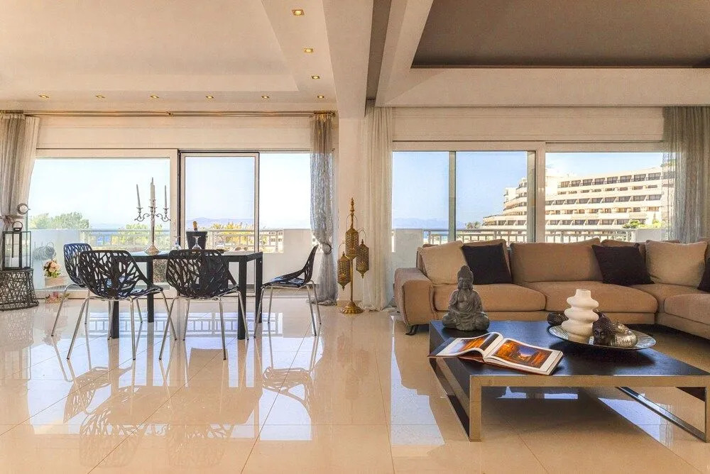 Unique Sea & Sunset Residence