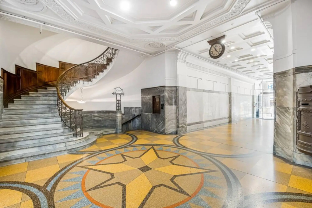Open-plan living in the heart of CBD Zodiak Stays