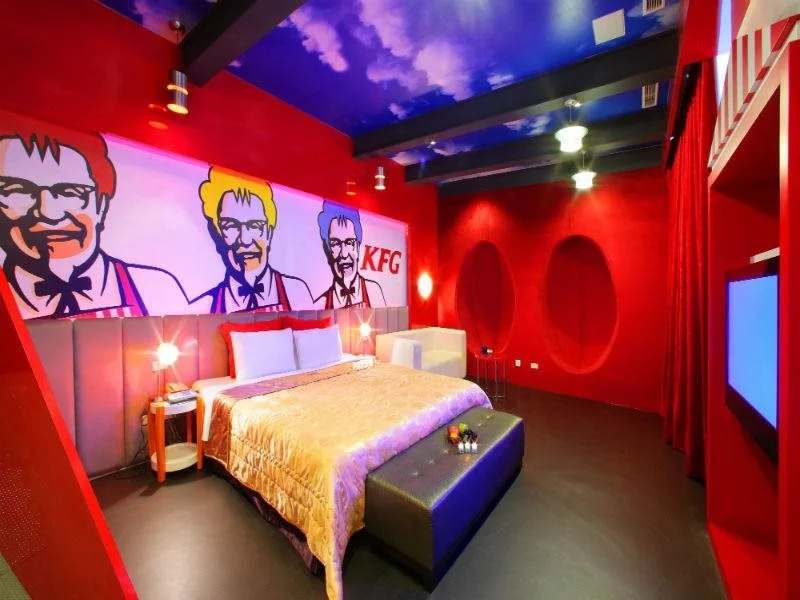 8th Platform Motel