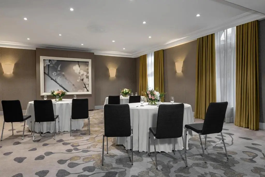 The Ritz-Carlton Hotel de la Paix, Geneva
