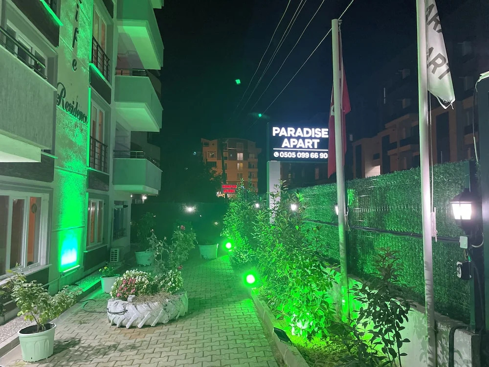 Paradi̇se Apart Otel