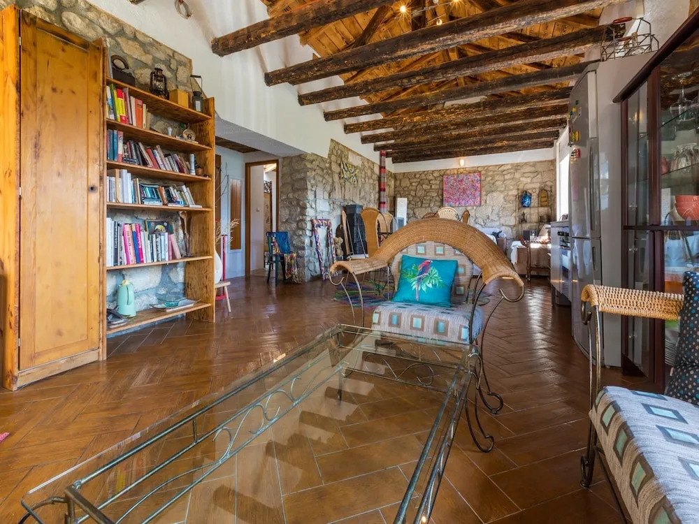 House VILLA NINA