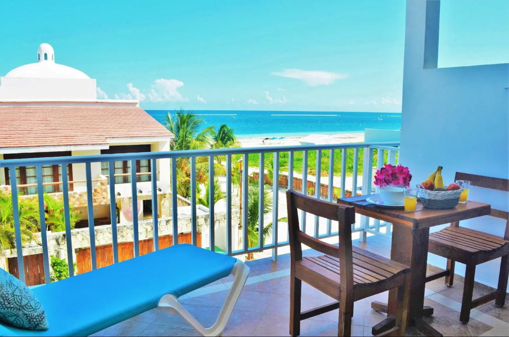 Corales Suites