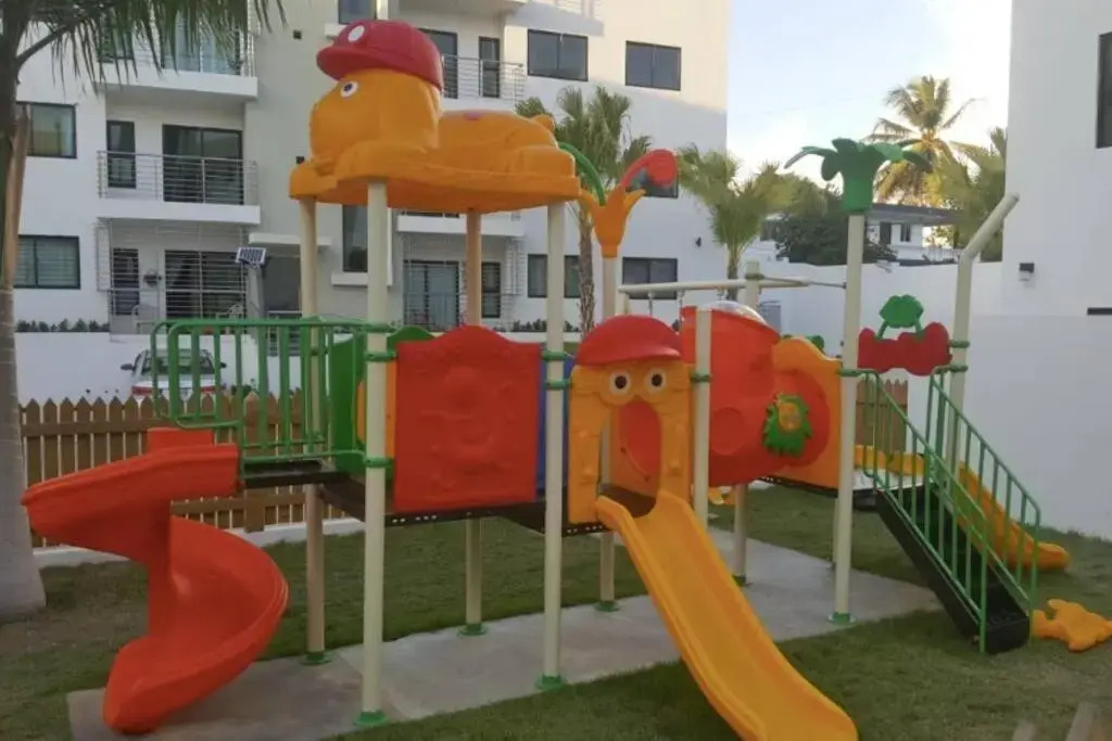 Moderno Apartamento 3/2, Wifi, cable, Netflix, A/C